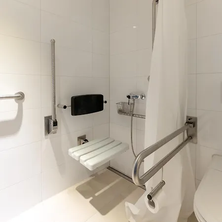 Lorentes Bern Airport 4*