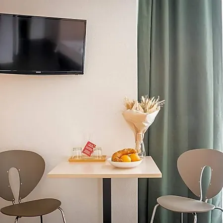 Lorentes Bern Airport 公寓式酒店 4*