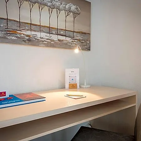 公寓式酒店 Lorentes Bern Airport 比尔坡