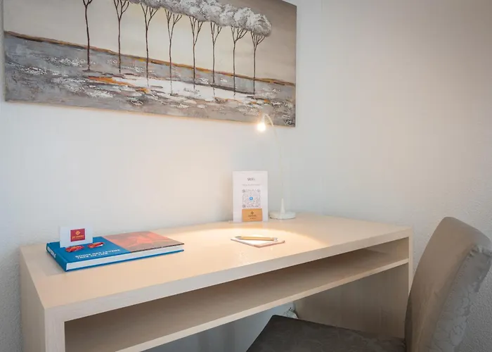 Lorentes Bern Airport Lejlighedshotel 4*