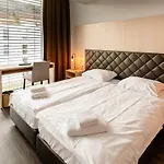 公寓式酒店 Lorentes Bern Airport 4*